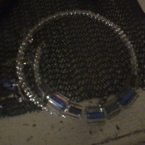 Stone and beads bracelet real